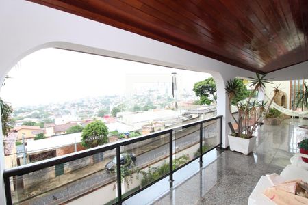 Casa à venda com 5 quartos, 520m² em Palmeiras, Belo Horizonte