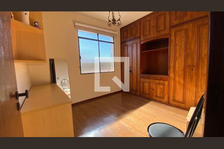 Apartamento à venda com 3 quartos, 105m² em Calafate, Belo Horizonte