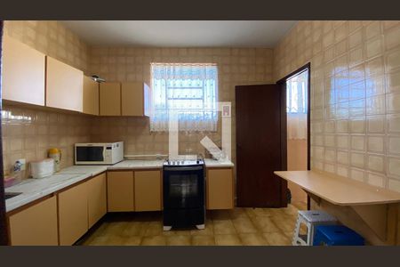 Apartamento à venda com 3 quartos, 105m² em Calafate, Belo Horizonte