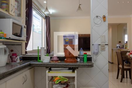 Apartamento à venda com 2 quartos, 55m² em Heliópolis, Belo Horizonte
