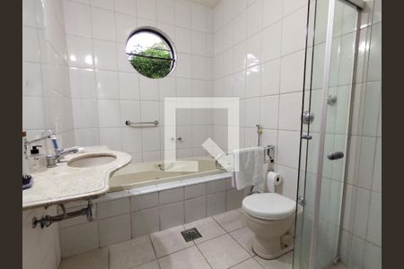 Casa para alugar com 320m², 3 quartos e 2 vagas