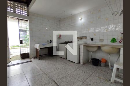 Casa para alugar com 320m², 3 quartos e 2 vagas