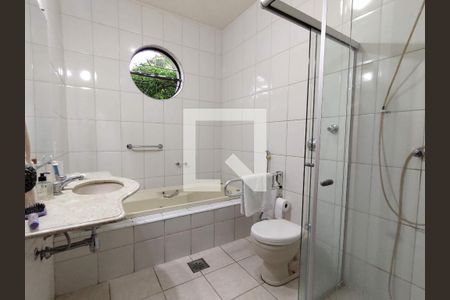 Casa para alugar com 320m², 3 quartos e 2 vagas