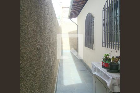 Casa à venda com 3 quartos, 160m² em Palmares, Belo Horizonte