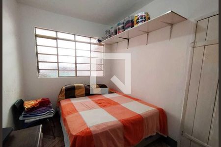Casa à venda com 5 quartos, 240m² em Santa Cruz, Belo Horizonte