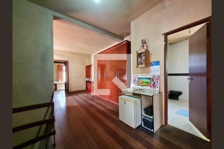 Casa à venda com 5 quartos, 200m² em Santa Inês, Belo Horizonte