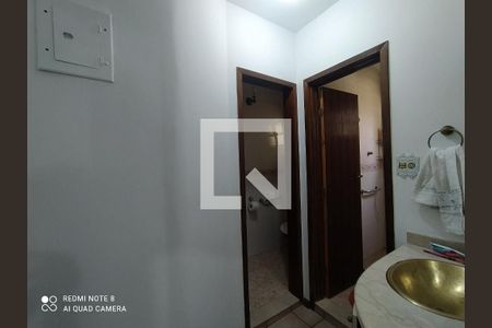 Casa à venda com 250m², 2 quartos e 3 vagas