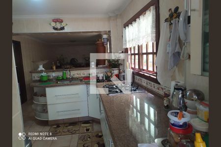 Casa à venda com 250m², 2 quartos e 3 vagas