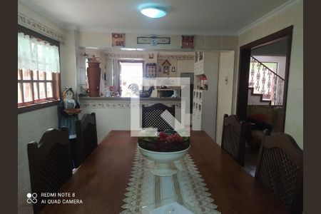 Casa à venda com 250m², 2 quartos e 3 vagas