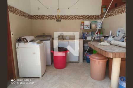 Casa à venda com 250m², 2 quartos e 3 vagas