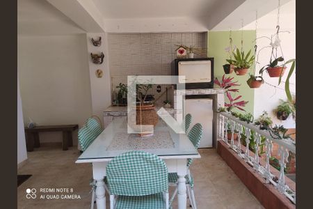 Casa à venda com 250m², 2 quartos e 3 vagas