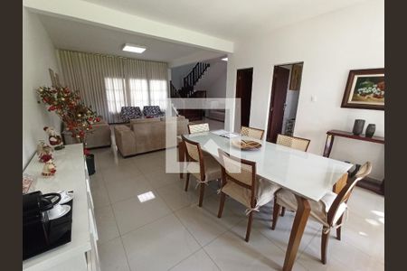 Casa para alugar com 5 quartos, 291m² em Ouro Preto, Belo Horizonte