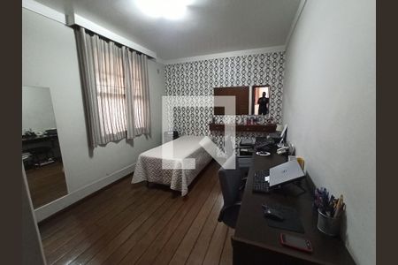 Casa para alugar com 5 quartos, 291m² em Ouro Preto, Belo Horizonte