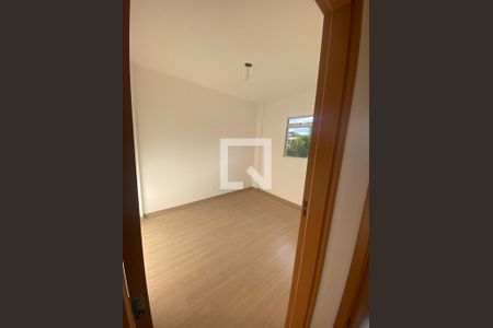 Apartamento à venda com 2 quartos, 48m² em Planalto, Belo Horizonte