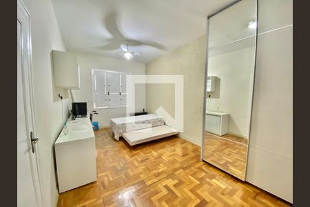 Casa à venda com 3 quartos, 144m² em Santo Antônio, Belo Horizonte