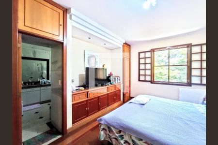 Casa à venda com 4 quartos, 1000m² em Jardim Atlântico, Belo Horizonte