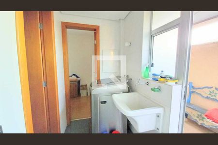 Apartamento para alugar com 3 quartos, 114m² em Santa Efigênia, Belo Horizonte