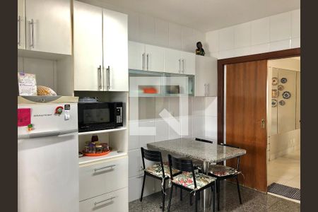 Apartamento à venda com 4 quartos, 145m² em Santa Efigênia, Belo Horizonte