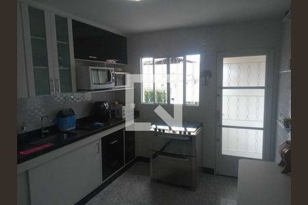 Casa à venda com 4 quartos, 390m² em Padre Eustáquio, Belo Horizonte
