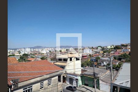 Casa à venda com 3 quartos, 306m² em Santa Cruz, Belo Horizonte