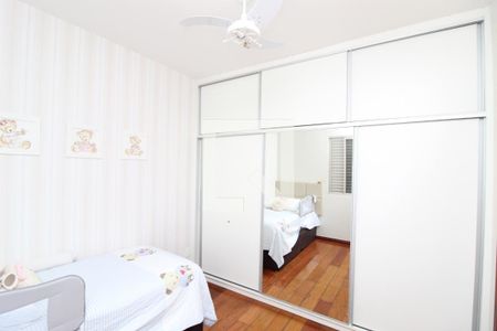 Apartamento à venda com 3 quartos, 208m² em Santo Antônio, Belo Horizonte