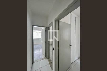 corredor de apartamento à venda com 3 quartos, 95m² em Santo Antônio, Belo Horizonte