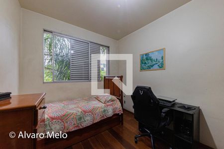 Apartamento à venda com 4 quartos, 130m² em Santo Antônio, Belo Horizonte