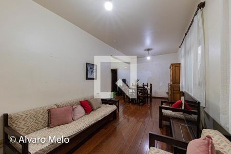 Apartamento à venda com 4 quartos, 130m² em Santo Antônio, Belo Horizonte