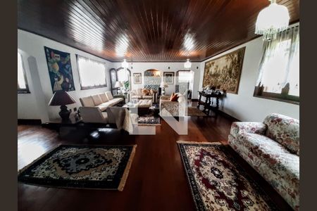 Casa à venda com 5 quartos, 598m² em Mangabeiras, Belo Horizonte