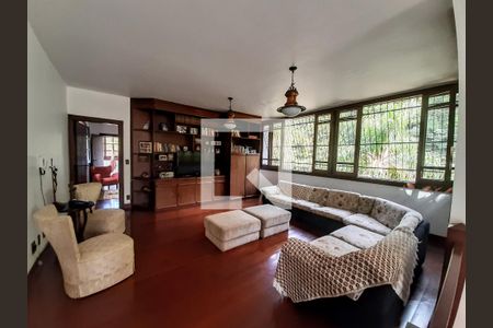 Casa à venda com 5 quartos, 598m² em Mangabeiras, Belo Horizonte