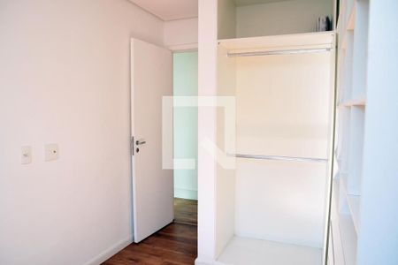 Quarto 1  de apartamento para alugar com 2 quartos, 60m² em Jardim Petrópolis, Cotia