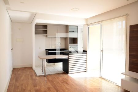 Sala de apartamento para alugar com 2 quartos, 60m² em Jardim Petrópolis, Cotia