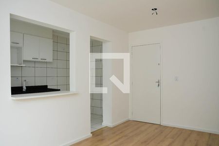 Sala de apartamento para alugar com 2 quartos, 56m² em Parque Rincão, Cotia