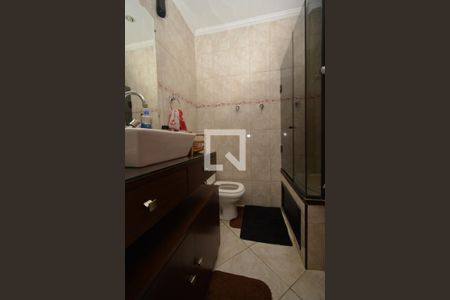 Banheiro da Suíte de casa à venda com 3 quartos, 150m² em Jardim Palmira, Guarulhos