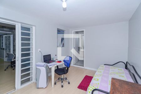 Casa à venda com 4 quartos, 257m² em Planalto, Belo Horizonte