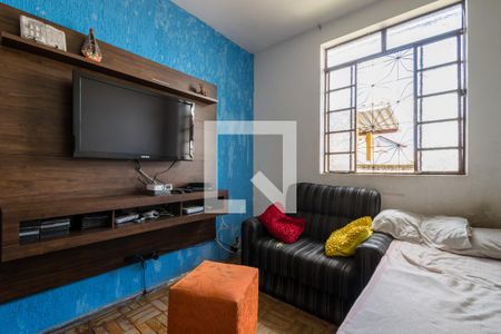 Casa à venda com 3 quartos, 200m² em Glória, Belo Horizonte