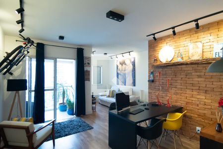 Sala de apartamento à venda com 3 quartos, 66m² em Bela Vista, São Paulo