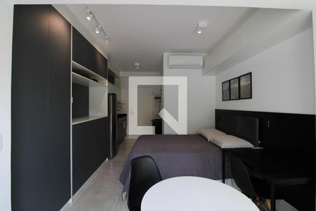 Sala/Quarto de kitnet/studio para alugar com 1 quarto, 35m² em Vila Cordeiro, São Paulo