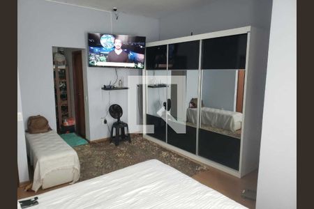 Casa à venda com 3 quartos, 214m² em Fernão Dias, Belo Horizonte
