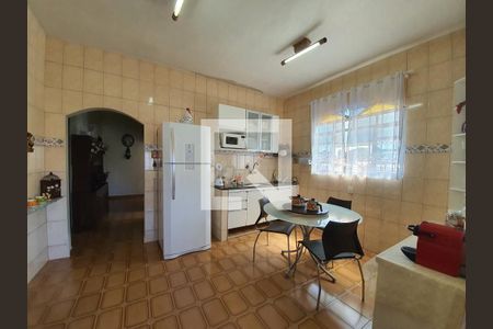 Casa à venda com 4 quartos, 200m² em Palmeiras, Belo Horizonte