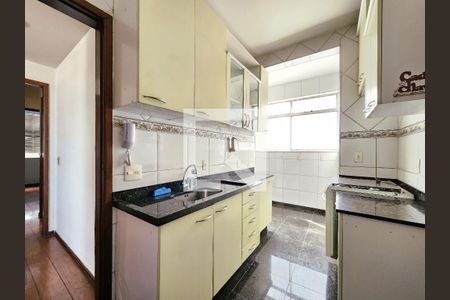 Cozinha de apartamento à venda com 3 quartos, 85m² em Gutierrez, Belo Horizonte