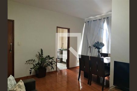 Apartamento à venda com 3 quartos, 70m² em Heliópolis, Belo Horizonte
