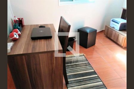 Apartamento à venda com 3 quartos, 70m² em Heliópolis, Belo Horizonte