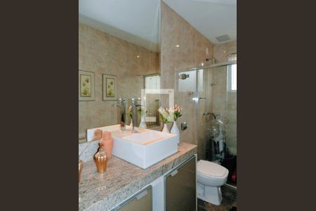 Casa à venda com 496m², 4 quartos e 6 vagas