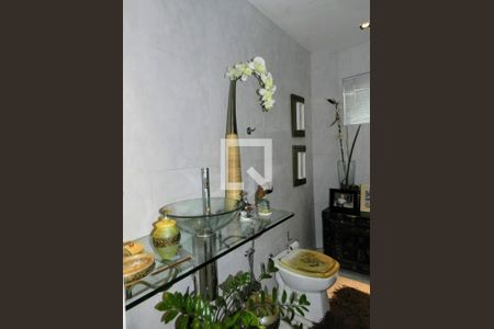 Casa à venda com 496m², 4 quartos e 6 vagas