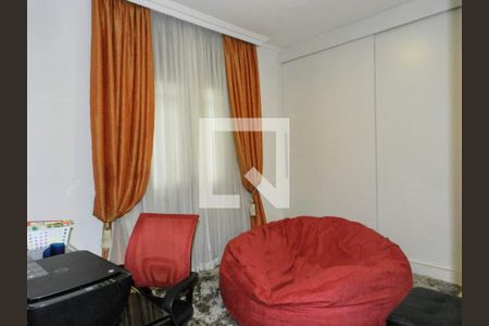 Casa à venda com 496m², 4 quartos e 6 vagas