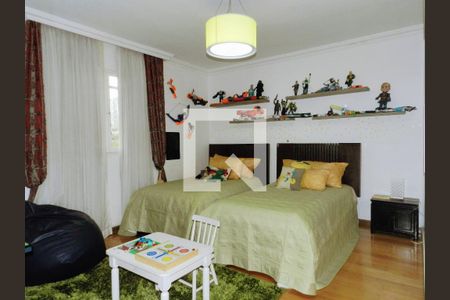 Casa à venda com 496m², 4 quartos e 6 vagas