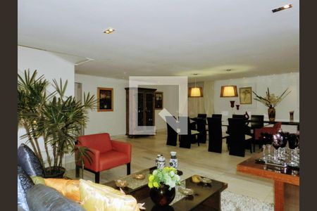 Casa à venda com 496m², 4 quartos e 6 vagas