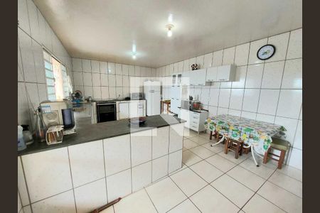 Casa para alugar com 4 quartos, 565m² em Palmeiras, Belo Horizonte