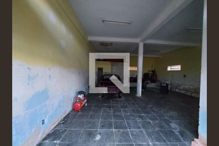 Casa à venda com 4 quartos, 330m² em São João Batista (Venda Nova), Belo Horizonte